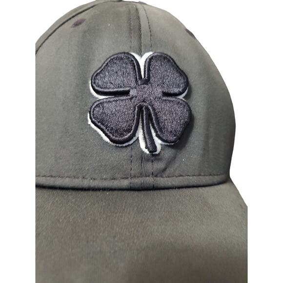 Live Lucky Black Clover Flex Fit Hat Small/Medium Black On Black Baseball Cap - Picture 2 of 10